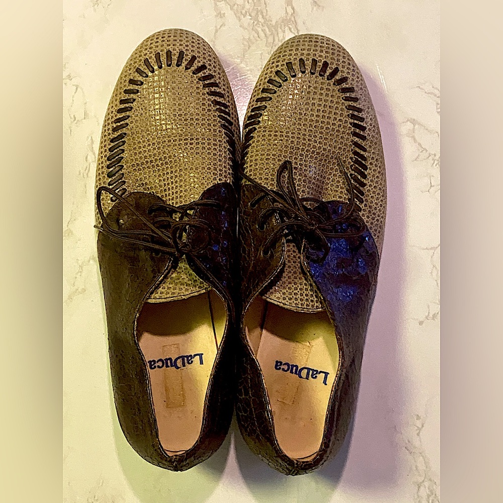 Men’s LaDuca Costume Character Hard Sole Shoe. SIZE 44 (10.5)